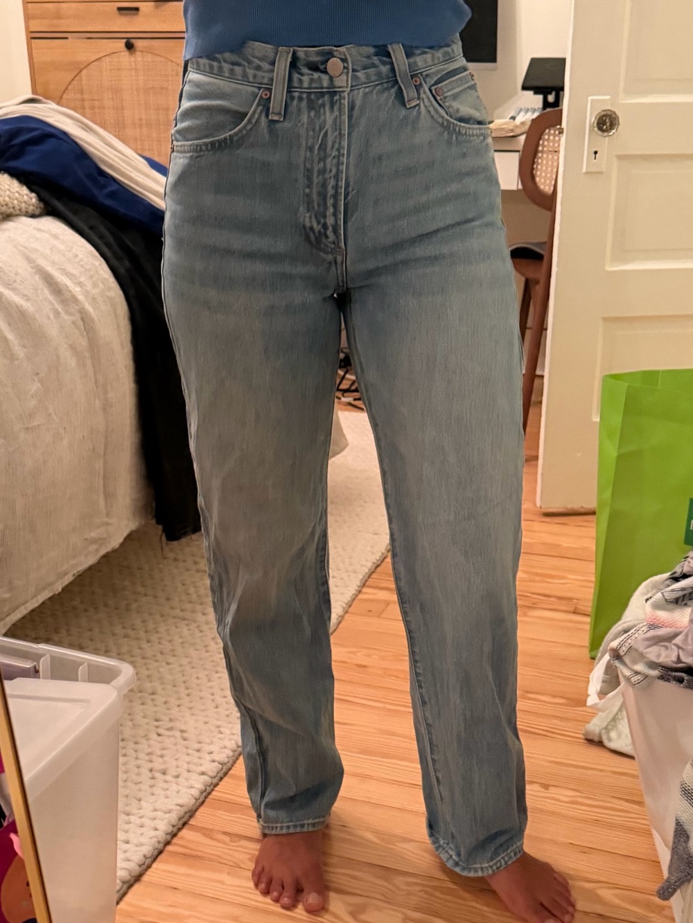 Aritzia Denim Forum The '90s Marlo Hi-Rise Baggy Jean